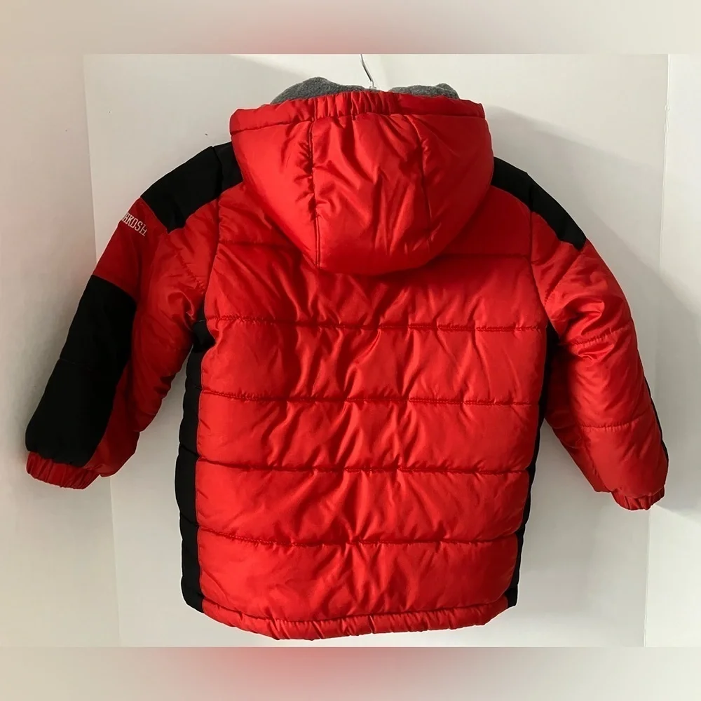 Osh Kosh B’gosh Kid’s Hooded Puffer Winter Coat, Size Small/4T, Red/Black